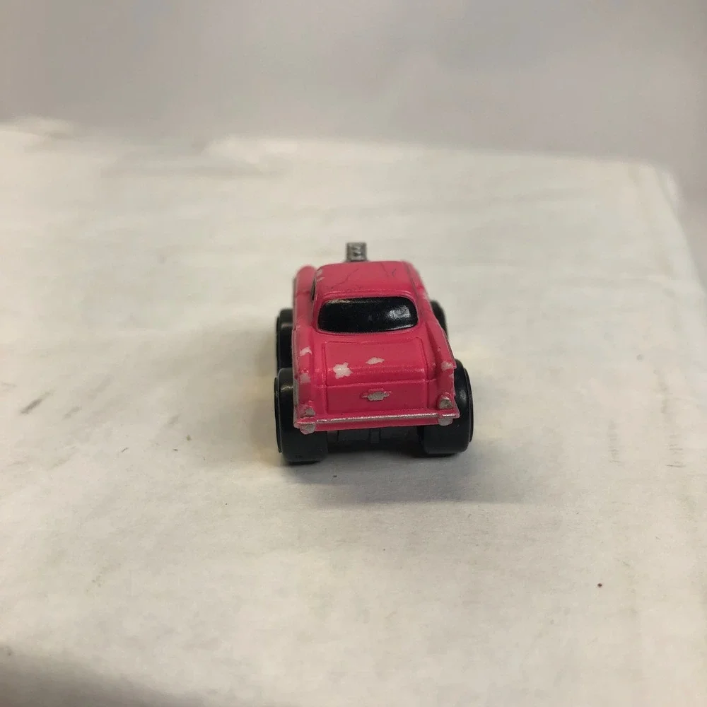 Road Champs 1987 S1 Hot Pink 1957 Chevy Bel Air Mini Monster Wheels‎